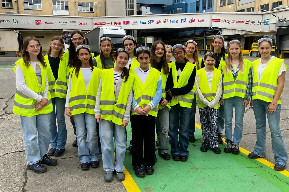 Wiener Töchtertag 2025: Großer Andrang bei Henkel in Wien-Erdberg