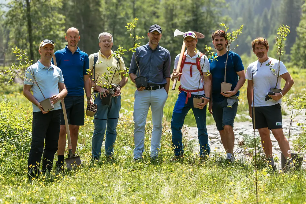 Erfolgreiche Renaturierung des alpinen Auwalds auf der Schwemmalm im Zillertal