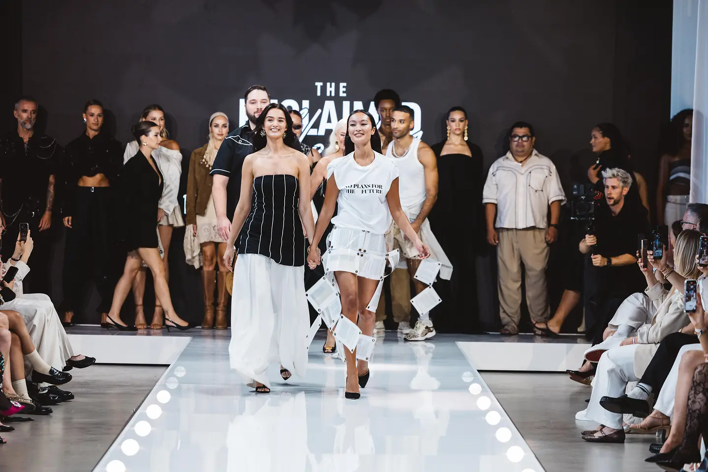Copenhagen Fashion Week: fewa bringt vergessene Kleidungsstücke auf den Laufsteg