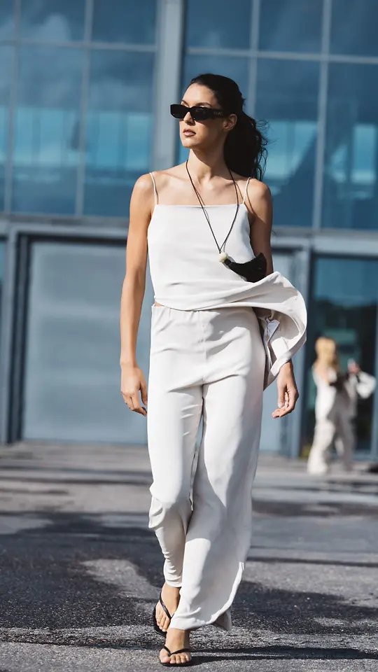Copenhagen Fashion Week: fewa bringt vergessene Kleidungsstücke auf den Laufsteg