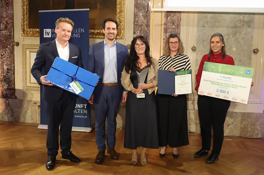 Henkel übergibt 11. IV-TEACHER'S AWARD in der Kategorie Individualität