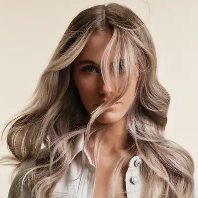 DAS STRAHLENDSTE UND GESÜNDESTE BLOND mit den neuen und innovativen BLONDME-Produkten von Schwarzkopf Professional