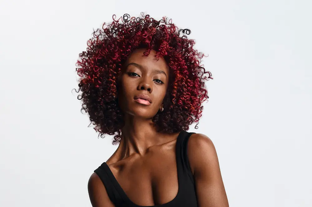 Schwarzkopf Professional relauncht OSiS Locken & Wellen mit zwei neuen Styling-Produkten