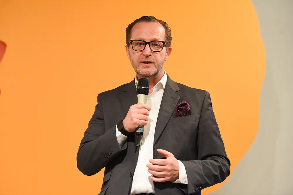 
Robert Nagele (BILLA AG): „Wir arbeiten in der BILLA Stiftung Blühendes Österreich mit 300 Projekt-Partner:innen zum Schutz der Biodiversität zusammen.“