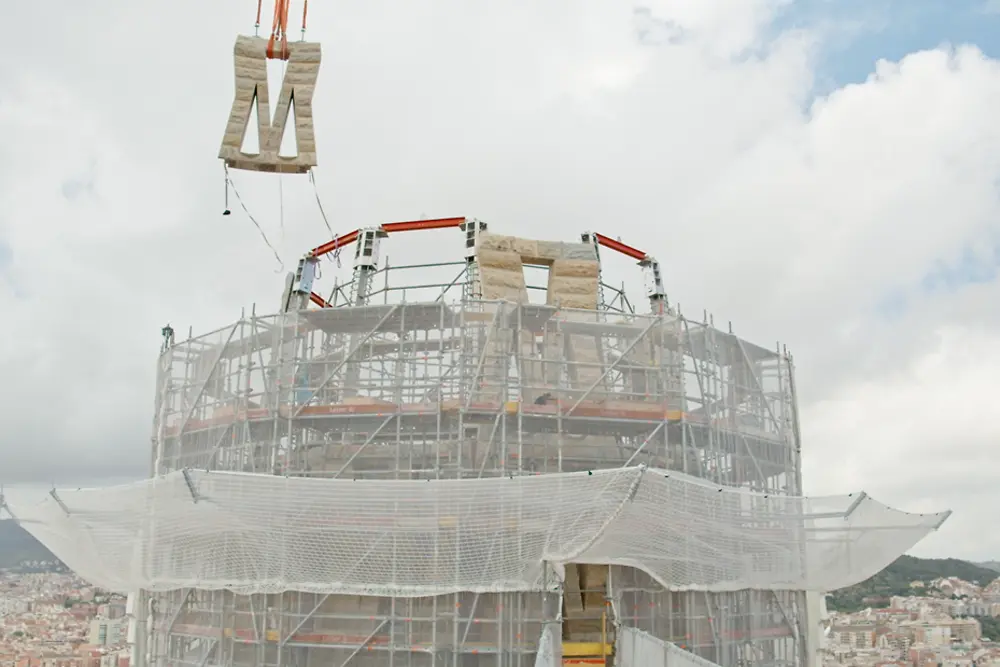 
Die Klebstoffe sind integraler Bestandteil des modularen Bausystems und haben die Fertigstellung der Türme beschleunigt.