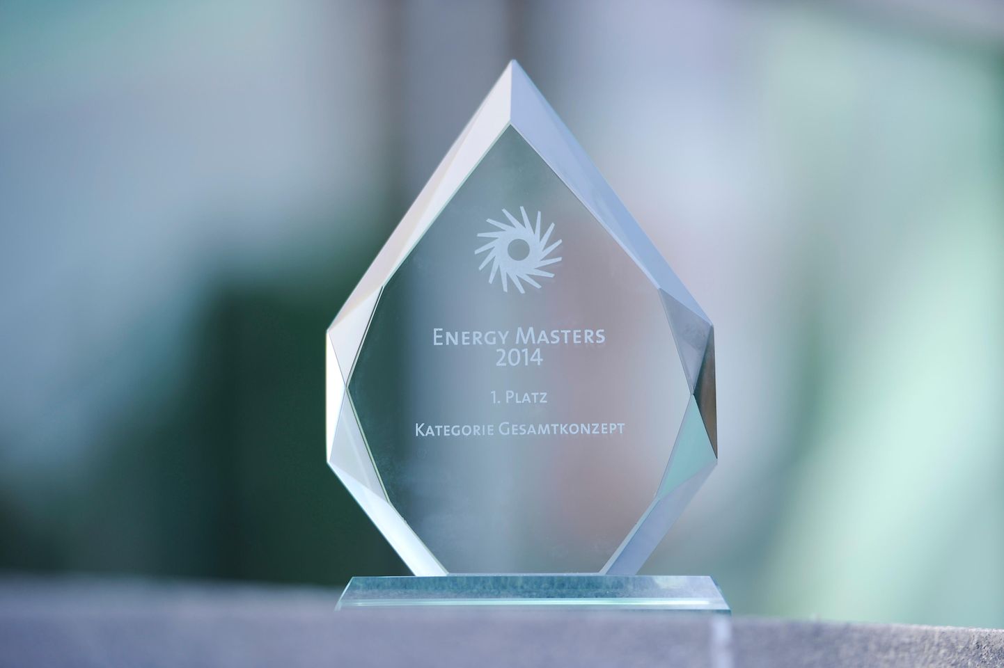 Beim diesjährigen Energy Masters Award des Berliner Manager-Netzwerks econique belegte Henkel L&HC den ersten Platz in der Kategorie „Gesamtkonzept”