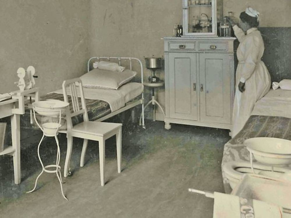 
In 1912, Hugo Henkel, company founder Fritz Henkel’s son, had an infirmary set up.