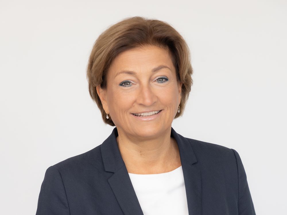 

Mag. Birgit Rechberger-Krammer
Präsidentin von Henkel in Österreich
Mitglied der Geschäftsführung, zuständig für Laundry & Home Care
