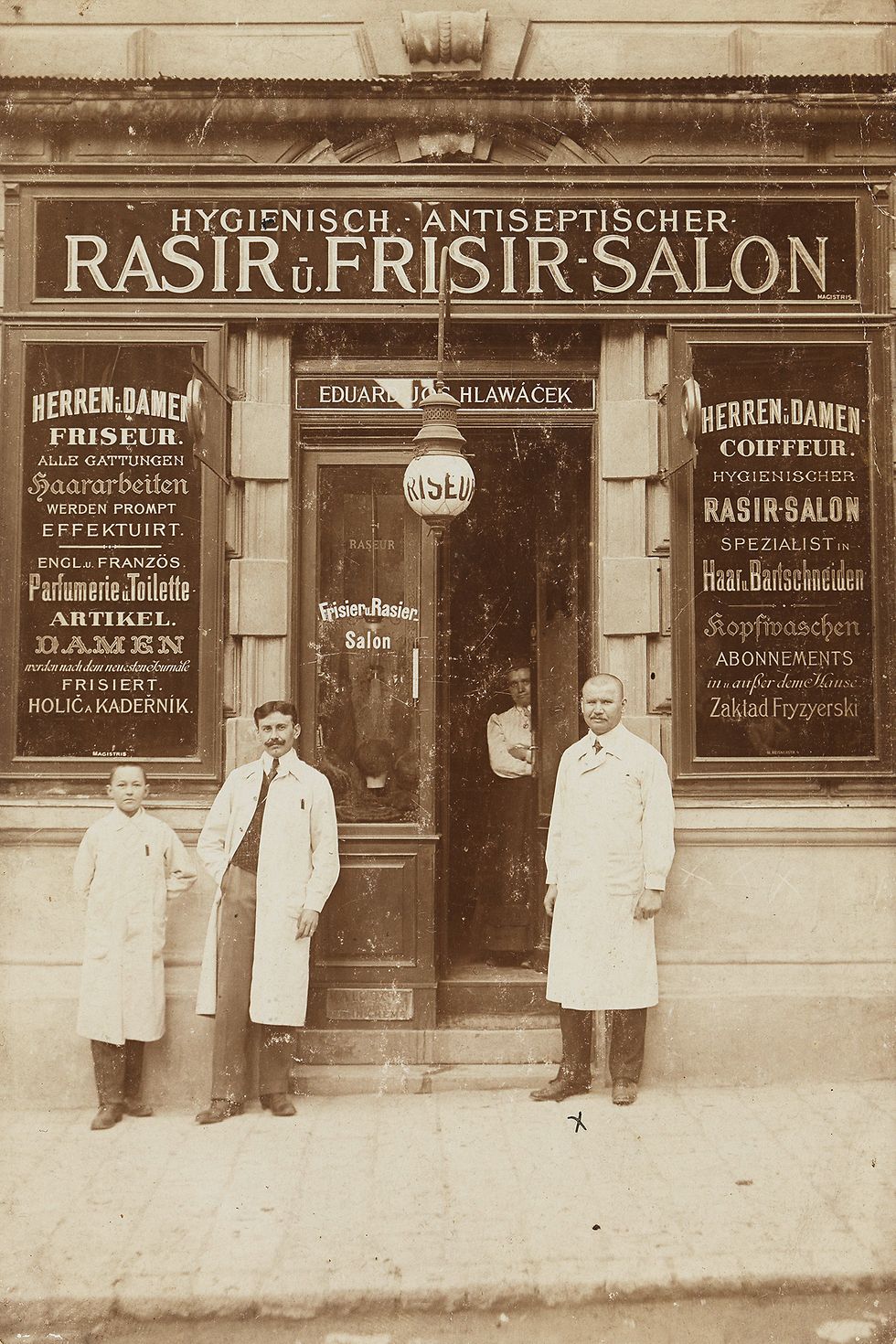 Frisier- und Rasiersalon Eduar Hlawacek, 1910 