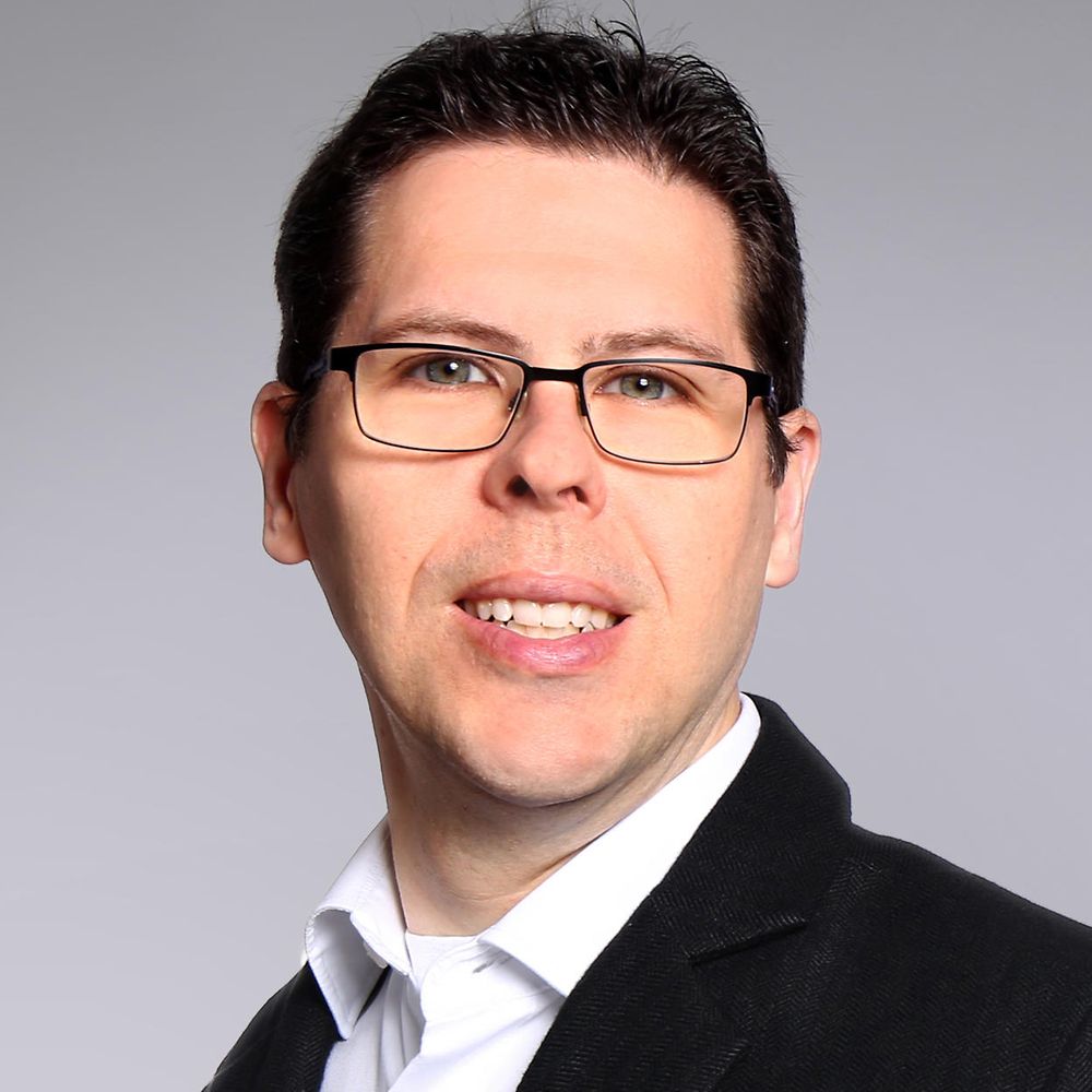 Dr. Markus Hiebel